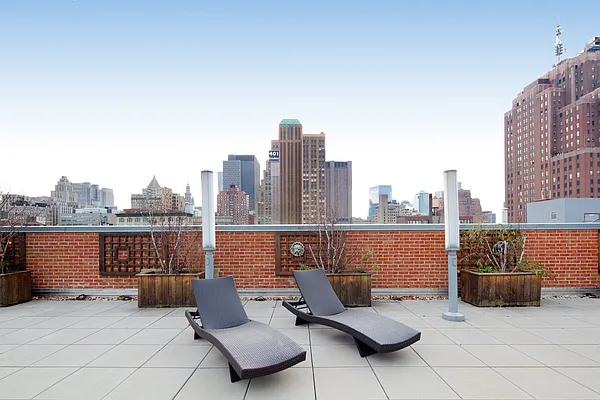 Sold by Corcoran | media 14