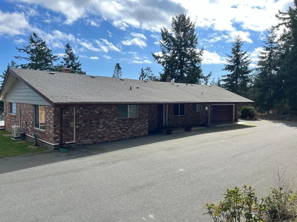 2565 SW Scenic Heights St, Oak Harbor, WA 98277