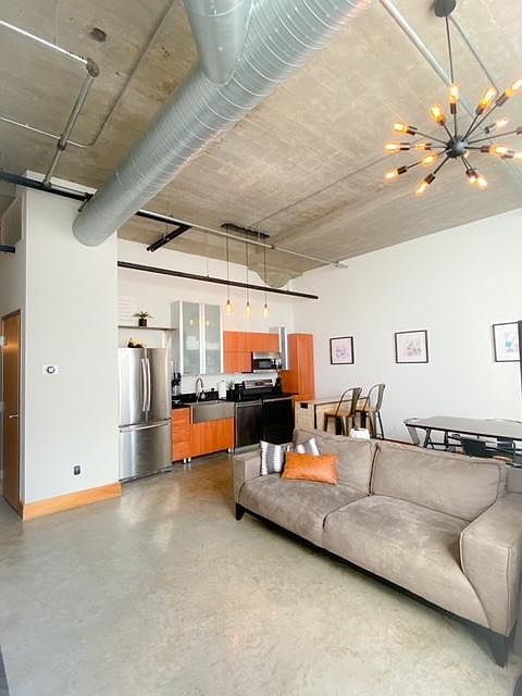 1st image of 411 N 22nd St