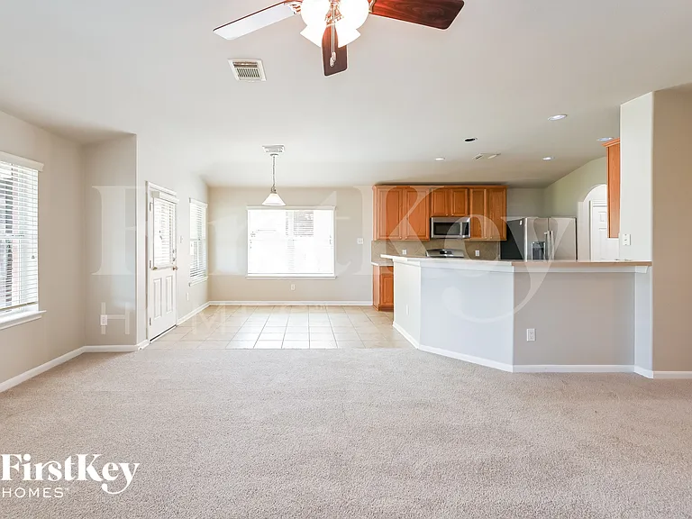 2729 Domenico Ln — Photo 3