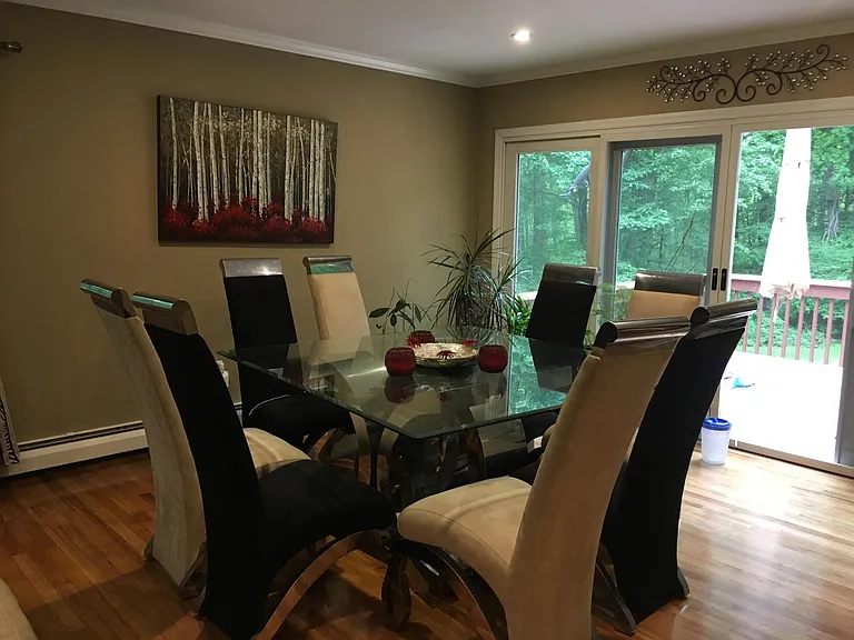 122 Deforest Rd — Photo 4