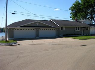 603 1st St, Camanche, IA 52730