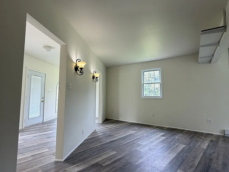 3261 Kaetzel Rd — Photo 15