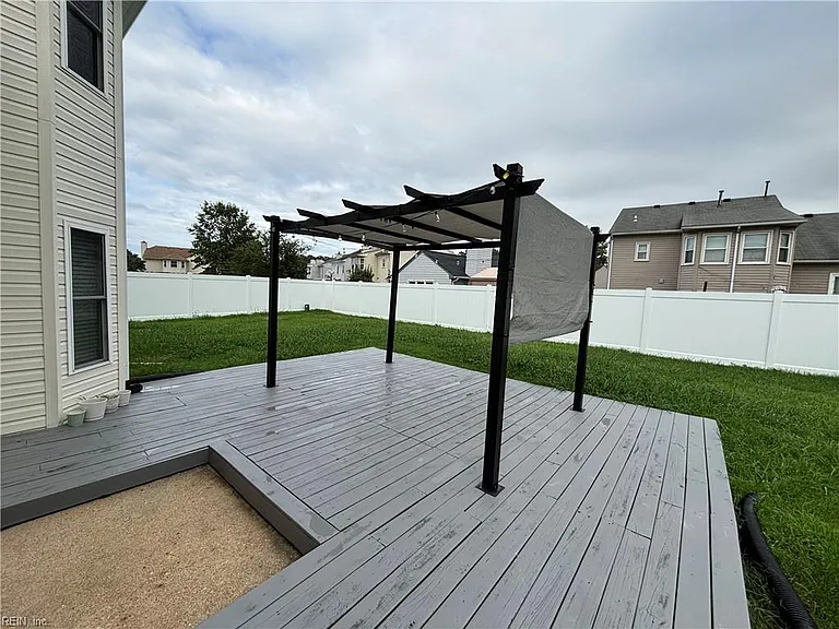 3145 Crestwood Ln — Photo 37