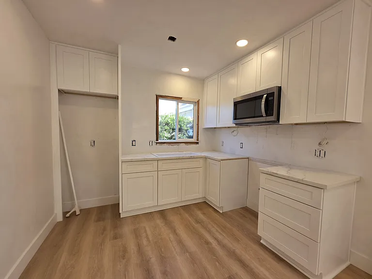 1120 Tait St #E — Photo 10