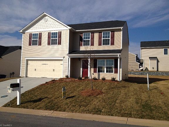 5th image of 1 Rockport Ct
