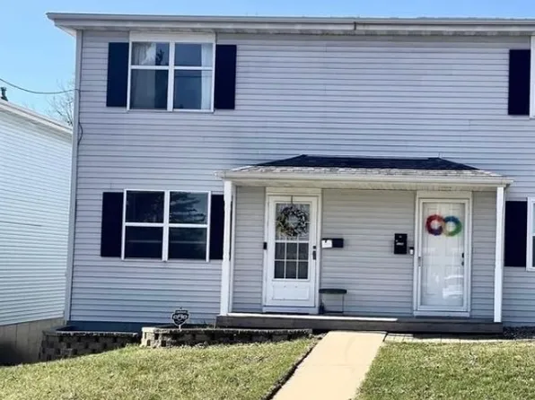 420 Clarke Dr, Dubuque, IA 52001