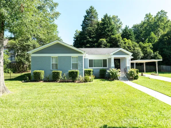 1323 Carolyn Dr, Charlotte, NC 28205