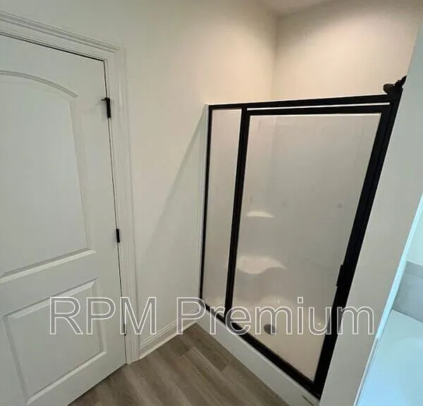 7108 Kenilworth Crossing Ave — Photo 20