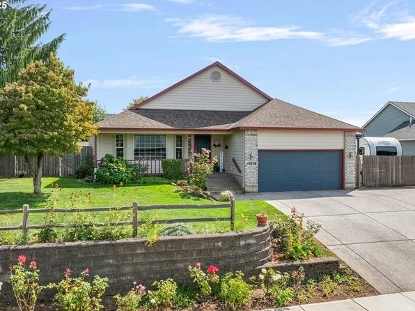 19370 Westwood Dr, Oregon City, OR 97045