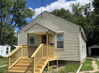 1310 S 1st St, Oskaloosa, IA 52577