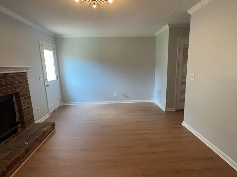 169 Walter Way — Photo 11