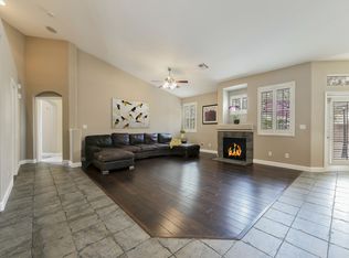 10738 Vineyard Pass St, Las Vegas, NV 89141