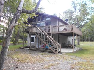 711 Old Stage Rd, Albrightsville, PA 18210