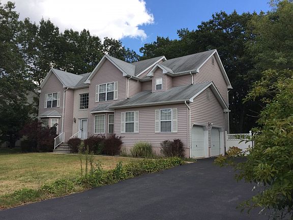3rd image of 22 Isabella Dr