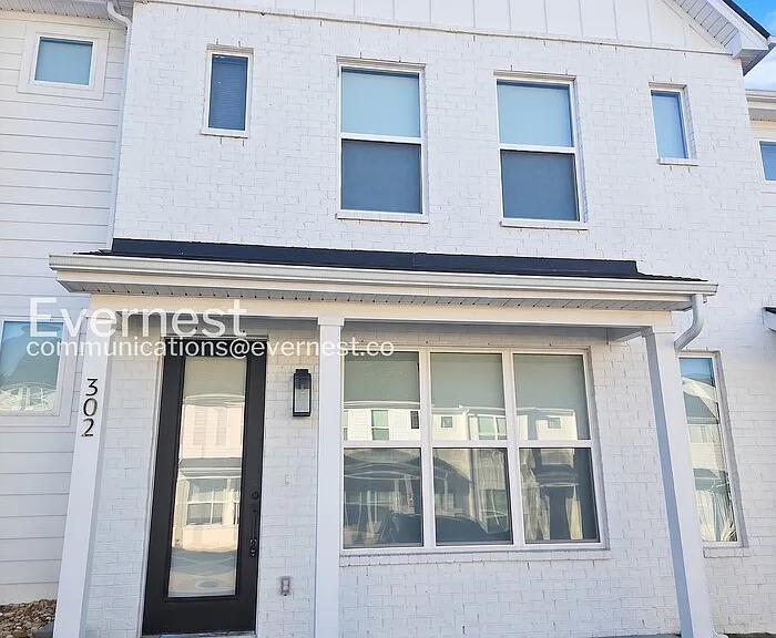302 Jeffries Way — Photo 1