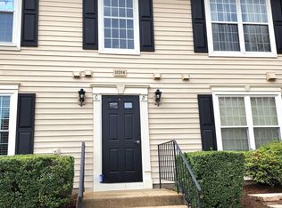 10204 Ashbrooke Ct #C-11, Oakton, VA 22124