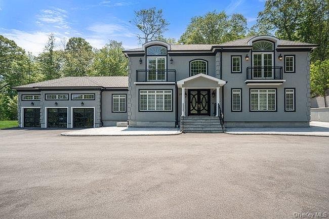 1st image of 23 Woodbury Road