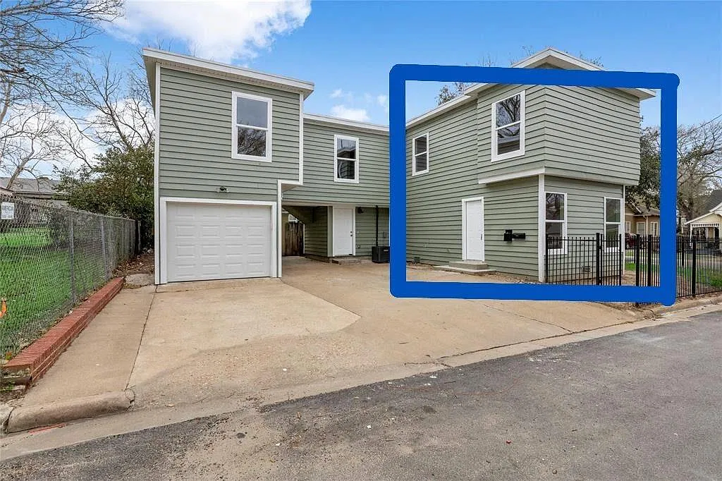 3 bed, 2.0 bath, 2171 sqft, $1,750 — Photo 1