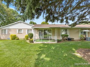 5707 Leisure South Dr SE, Kentwood, MI 49548