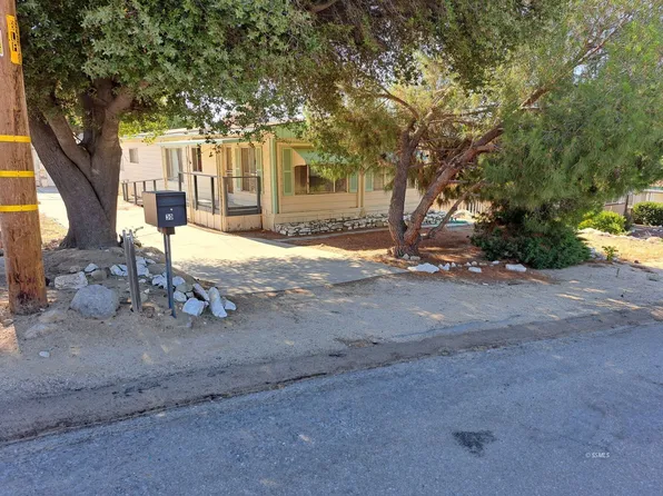 30 Bristlecone Dr, Wofford Heights, CA 93285