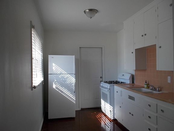 5th image of 4113 N Westview Dr APT 1