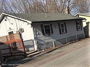 185 Lake Rd, Saylorsburg, PA 18353