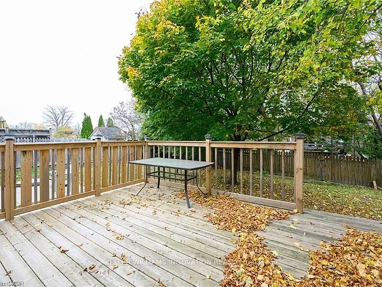8 Buss Ct — Photo 39