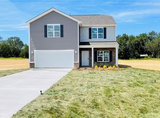 130 Altavista Dr, Clemmons, NC 27012