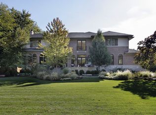 1023 Martha St, Elk Grove Village, IL 60007
