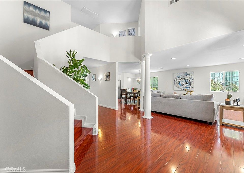 1st image of 3709 Dwiggins St