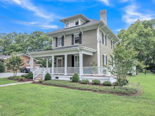 715 College St, Oxford, NC 27565