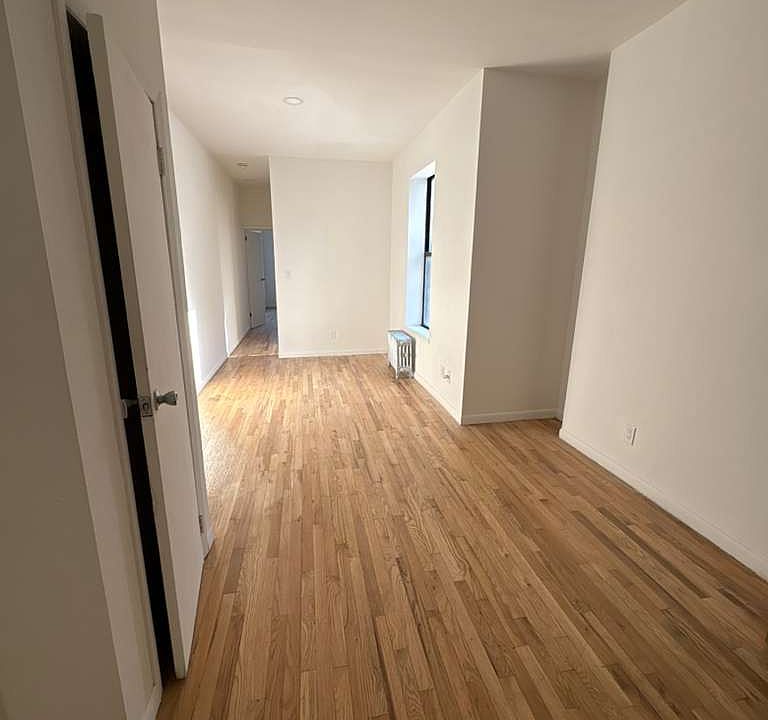 2nd image of 2335 1st Ave APT 2A