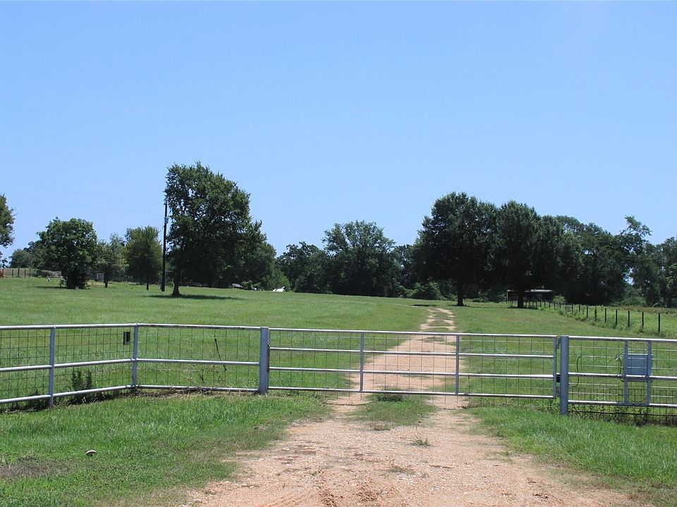 1st image of 27134 Muckelroy Rd