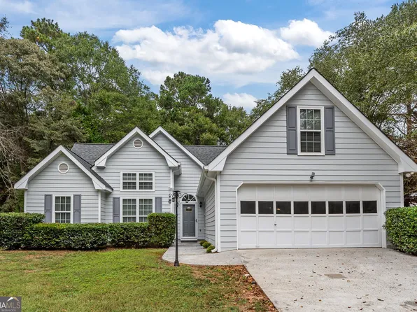 528 Harris Dr, Bethlehem, GA 30620