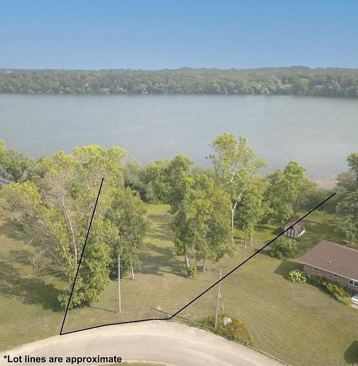 1st image of 44292 Saukview Dr
