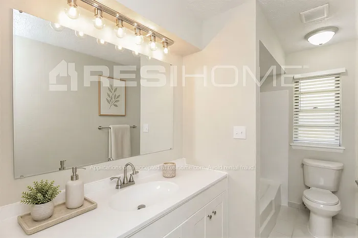 504 N Avery Dr — Photo 9