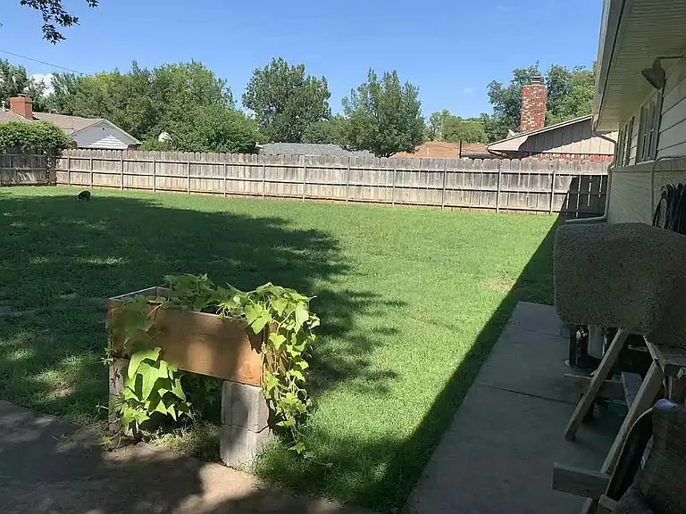 1806 Ramona Dr — Photo 19