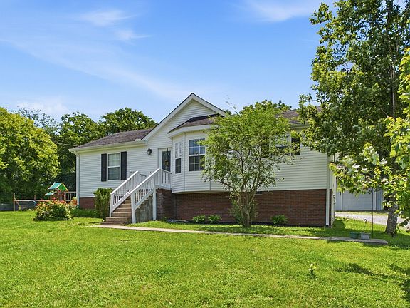 2nd image of 1024 Lynndale Dr