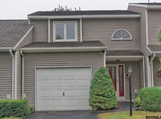 2037 Rosedale Way, Schenectady, NY 12303