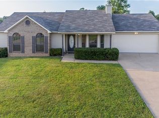 1100 Opal Dr, Van Buren, AR 72956