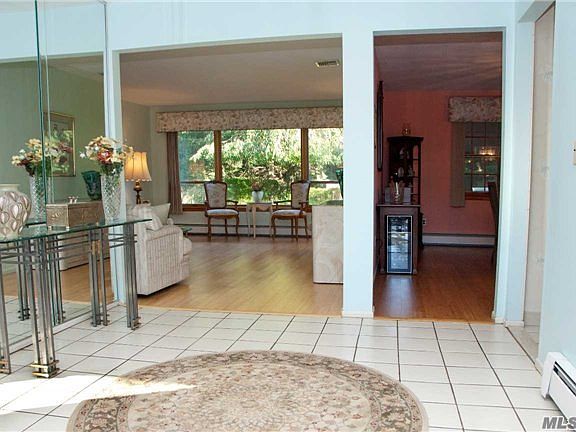2nd image of 8 Doti Ct