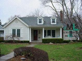 34016 Oakland St, Farmington, MI