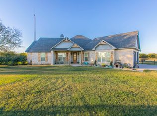 308 Wildflower Dr, Mc Gregor, TX 76657