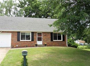 7233 Oakdale Dr, Newburgh, IN