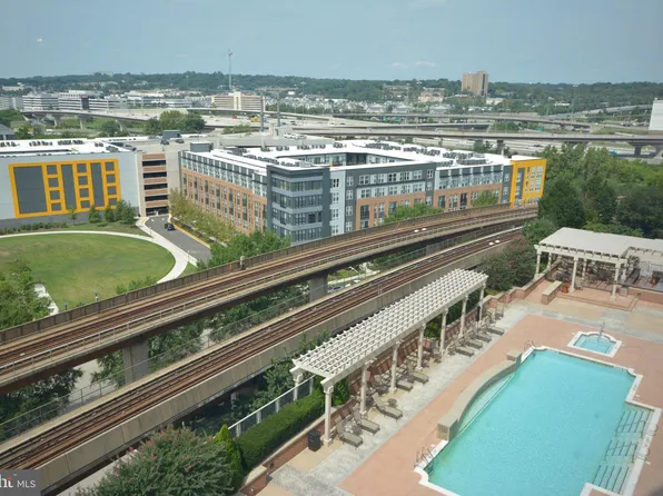 2451 Midtown Ave #1323, Alexandria, VA 22302