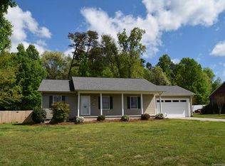 110 Doe Trail Ln, Statesville, NC 28625