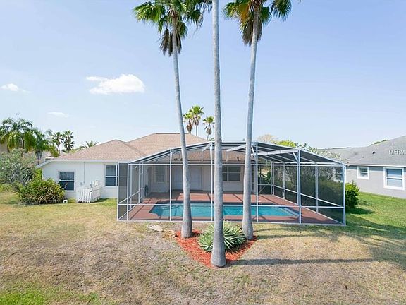 4th image of 4740 Lake Calabay Dr