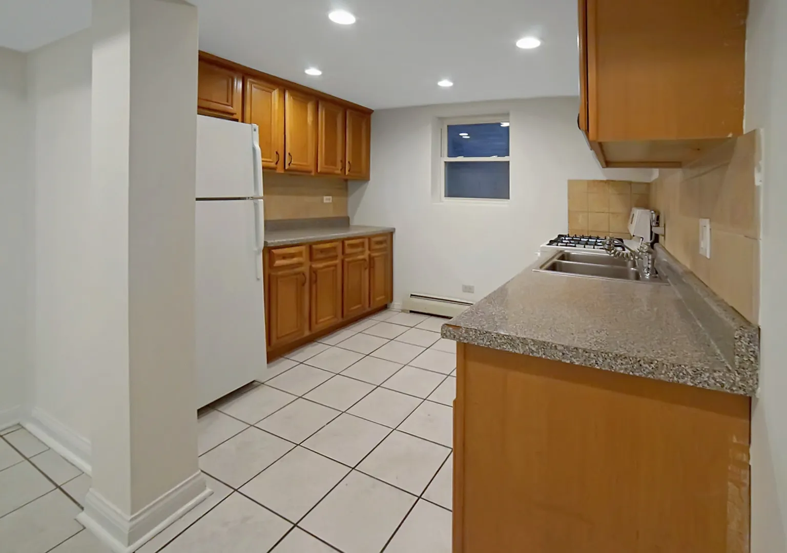 2 bed, 1200 sqft, $1,750 — Photo 4