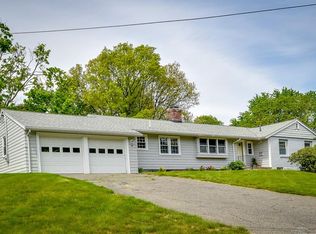 25 Red Coat Rd, Framingham, MA 01701